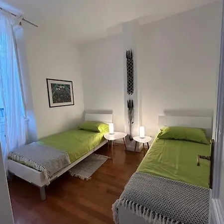 Your Nest At Colosseum!! Apartamento Roma